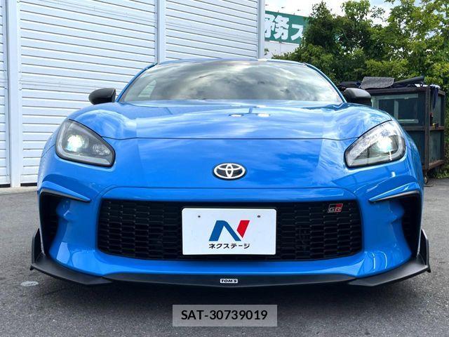 Toyota GR86 2022-07 8438160-13