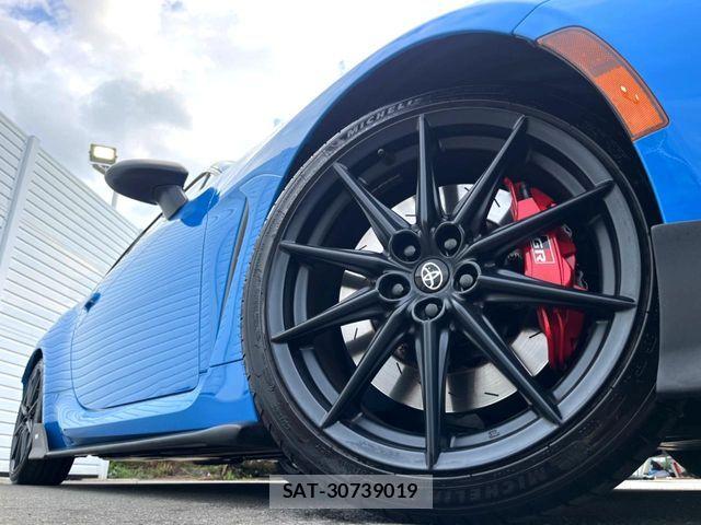 Toyota GR86 2022-07 8438160-16