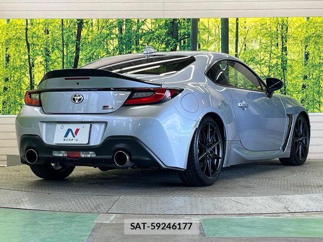 Toyota GR86 2022-01 8457563-16