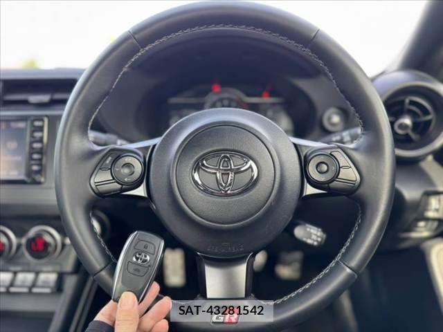 Toyota GR86 2023-04 8525024-4