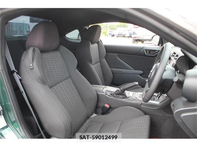 Toyota GR86 2025-03 8525015-28