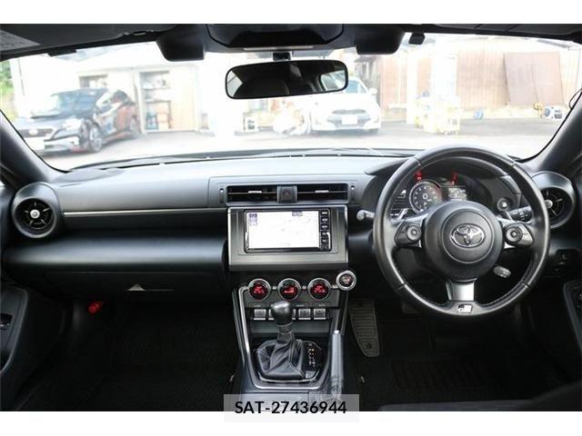 Toyota GR86 2022-08 8525023-16