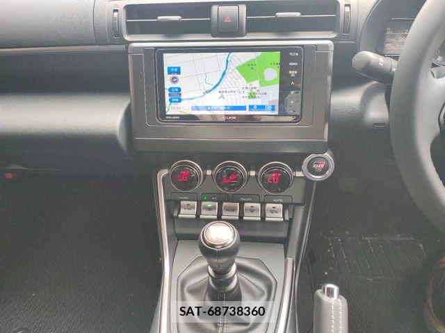 Toyota GR86 2024-12 8525014-11