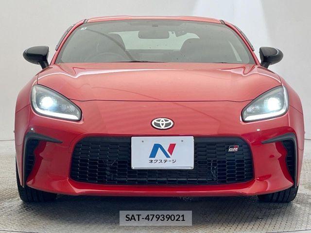 Toyota GR86 2023-06 8562040-13