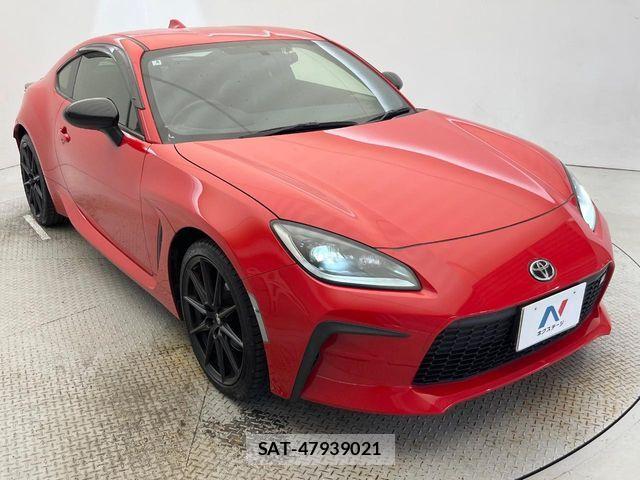 Toyota GR86 2023-06 8562040-15