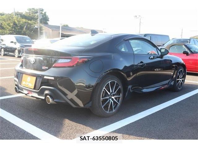 Toyota GR86 2022-04 8562045-11
