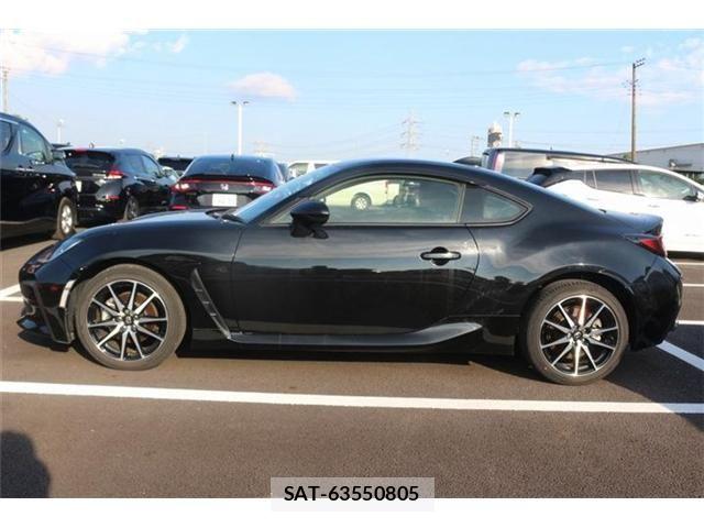 Toyota GR86 2022-04 8562045-16