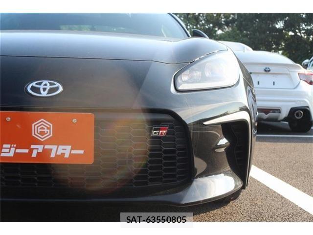 Toyota GR86 2022-04 8562045-5