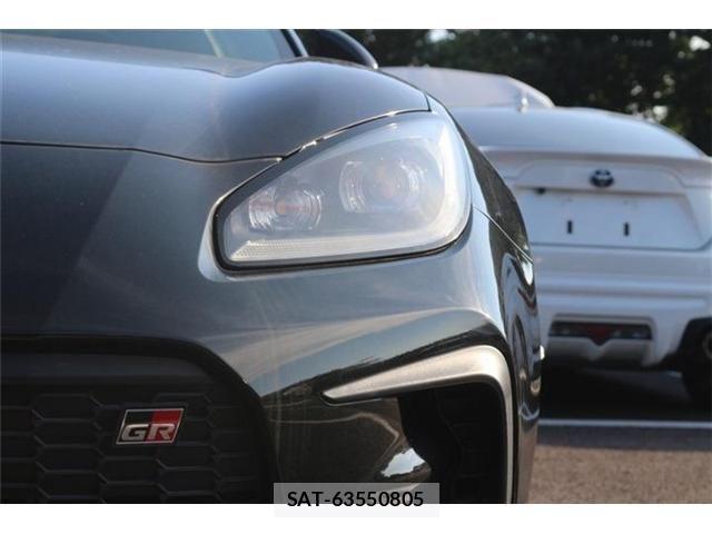 Toyota GR86 2022-04 8562045-6