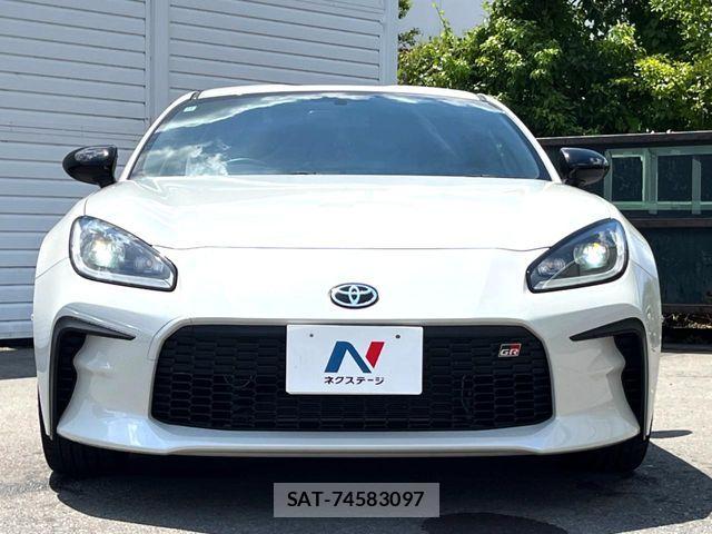 Toyota GR86 2024-12 8562043-11