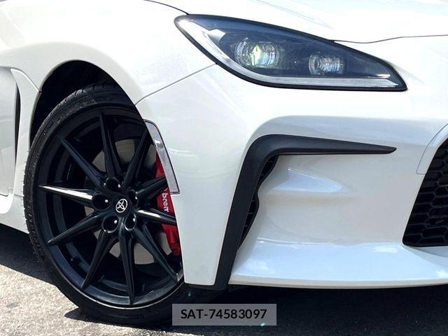 Toyota GR86 2024-12 8562043-13