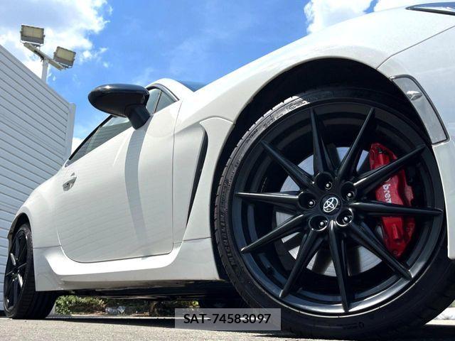 Toyota GR86 2024-12 8562043-14