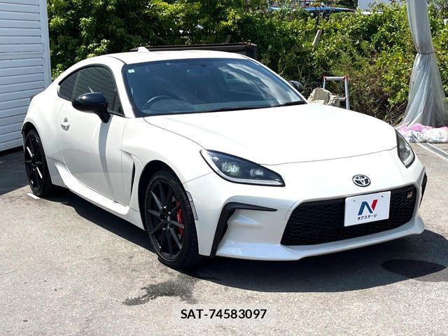 Toyota GR86 2024-12 8562043-15