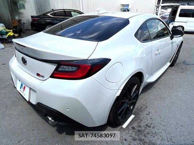 Toyota GR86 2024-12 8562043-16