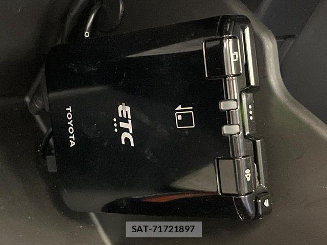 Toyota GR86 2022-04 8562042-9