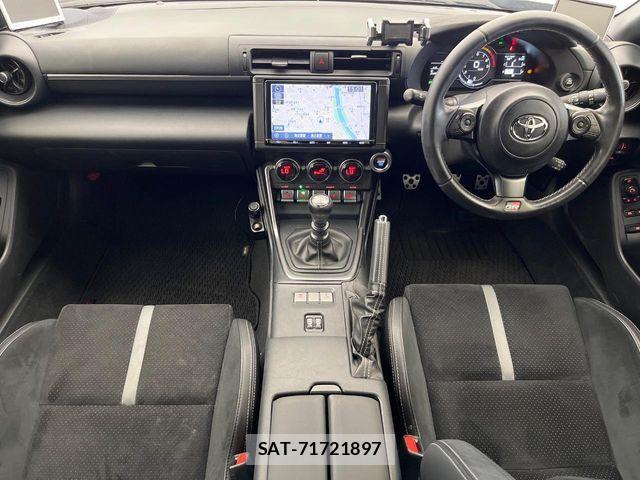 Toyota GR86 2022-04 8562042-1