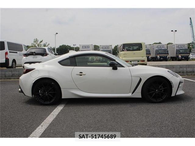 Toyota GR86 2023-06 8626921-10