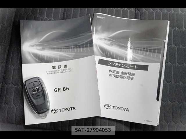 Toyota GR86 2022-06 8659272-6