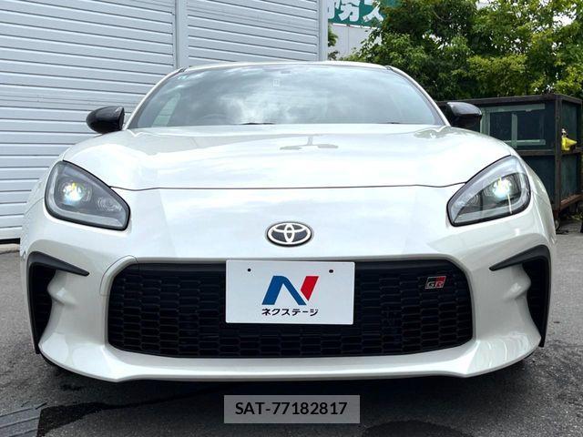 Toyota GR86 2024-08 8666200-13