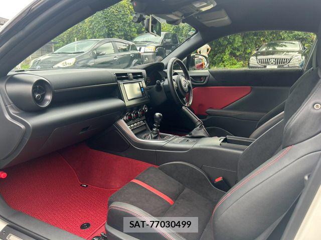 Toyota GR86 2024-06 8685606-11
