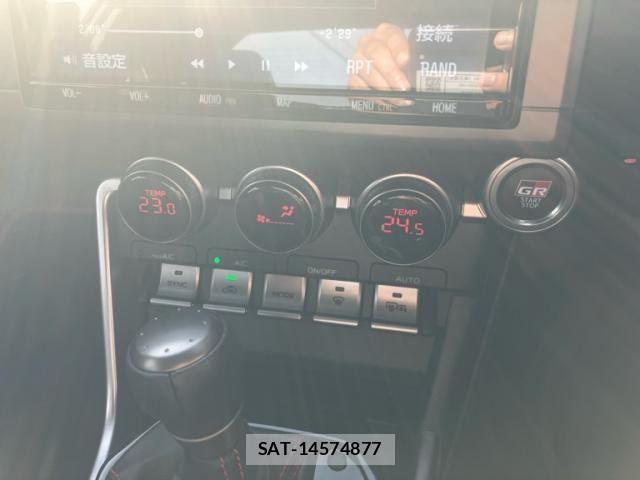 Toyota GR86 2021-11 8742403-20