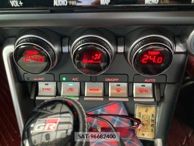 Toyota GR86 2021-11 8742398-22