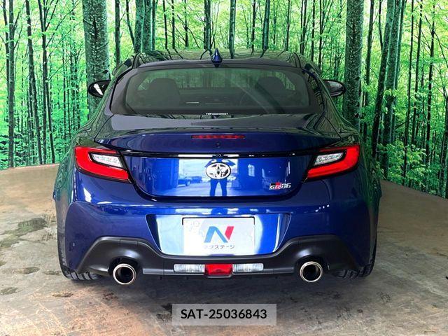 Toyota GR86 2022-10 8742400-14