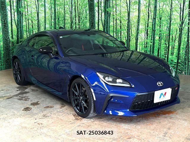Toyota GR86 2022-10 8742400-15