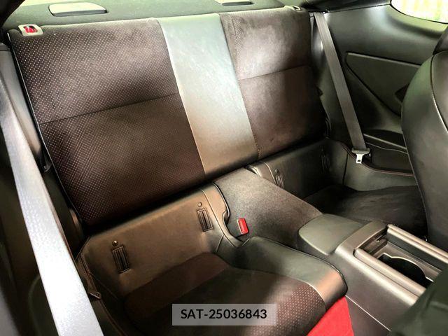 Toyota GR86 2022-10 8742400-8