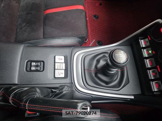 Toyota GR86 2022-01 8742399-16