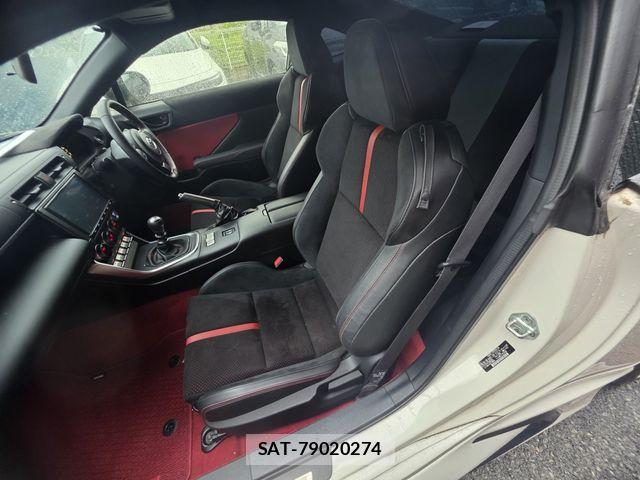 Toyota GR86 2022-01 8742399-24