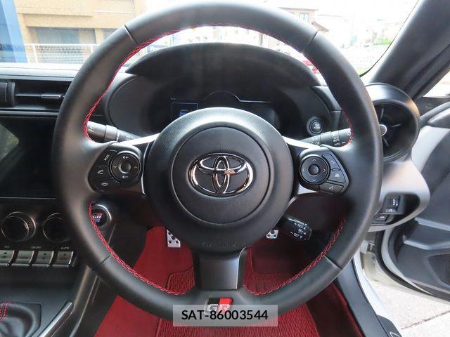 Toyota GR86 2025-01 8742395-9