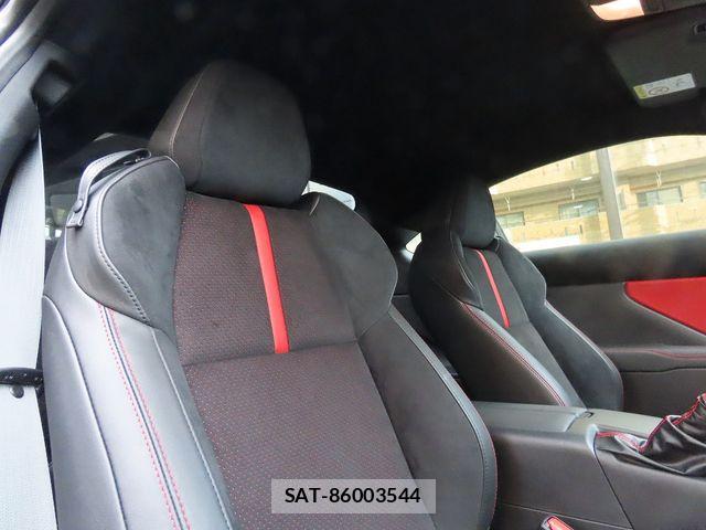 Toyota GR86 2025-01 8742395-16