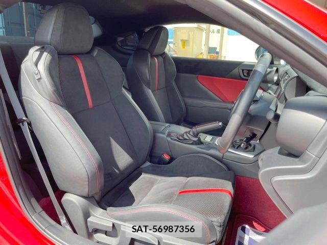 Toyota GR86 2023-04 8780408-7