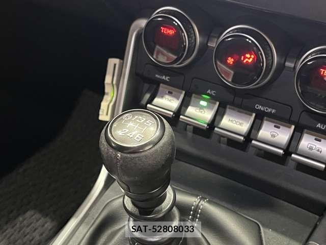 Toyota GR86 2021-12 8780411-7