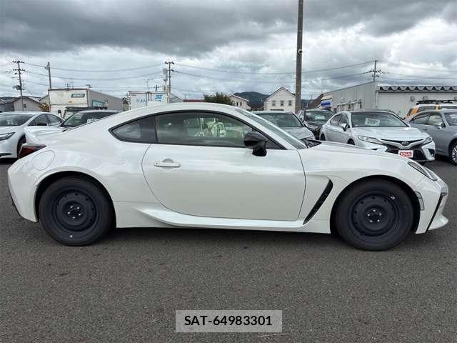 Toyota GR86 2023-06 8780410-25