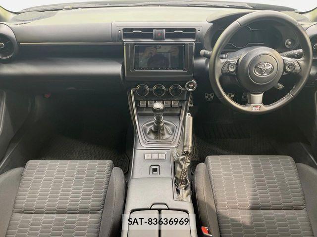 Toyota GR86 2023-08 8796063-1