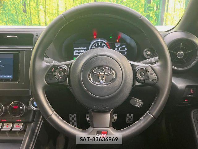 Toyota GR86 2023-08 8796063-6
