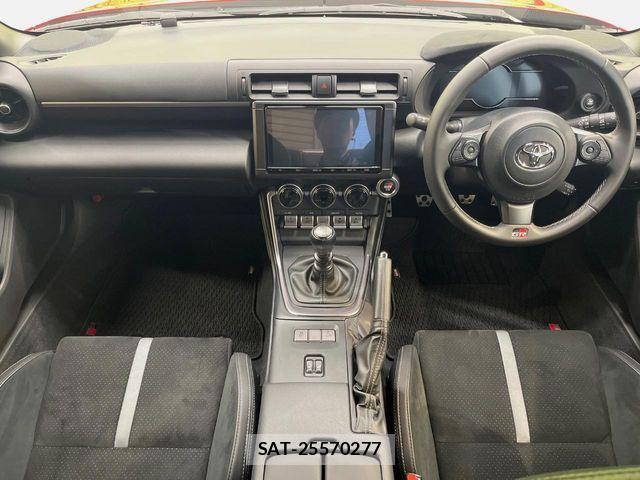 Toyota GR86 2023-03 8796061-1