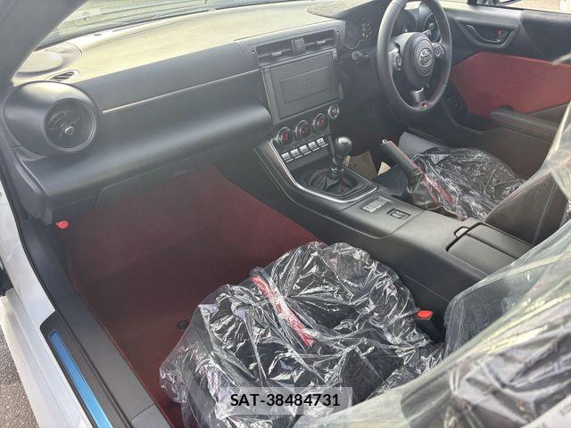 Toyota GR86 2026-08 8796062-11