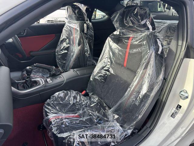 Toyota GR86 2026-08 8796062-12