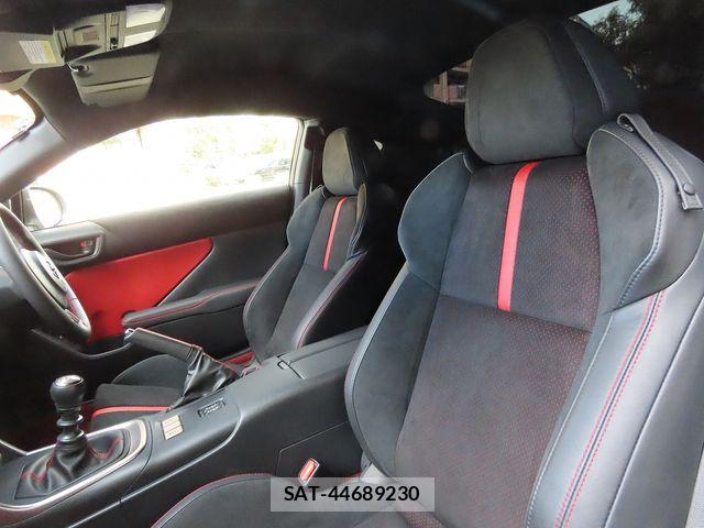 Toyota GR86 2024-07 8796060-21