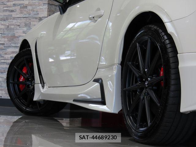 Toyota GR86 2024-07 8796060-8