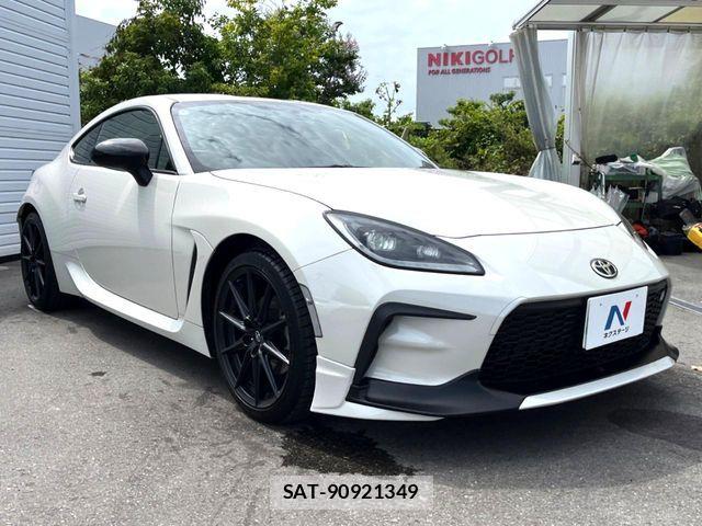 Toyota GR86 2022-04 8849177-15
