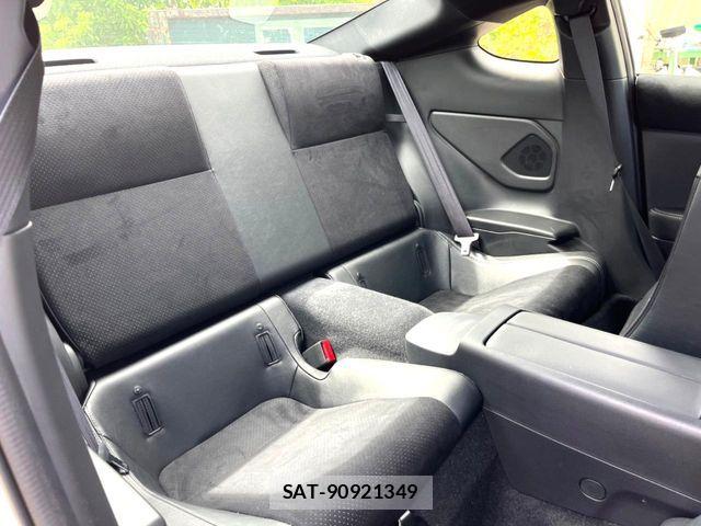 Toyota GR86 2022-04 8849177-8