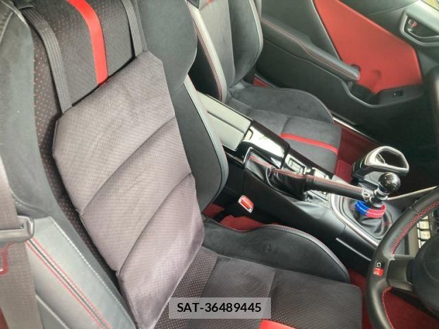Toyota GR86 2025-05 8871089-10