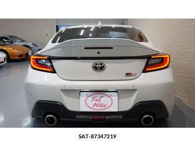 Toyota GR86 2024-10 8879924-9