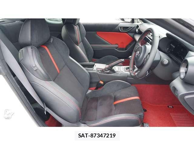 Toyota GR86 2024-10 8879924-15