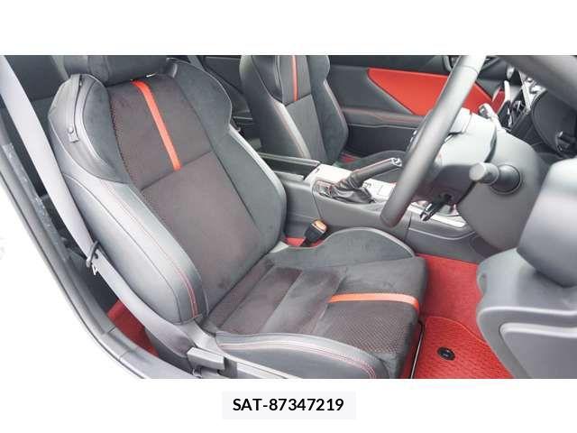 Toyota GR86 2024-10 8879924-16