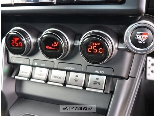 Toyota GR86 2023-01 8879921-10